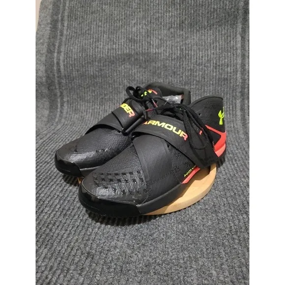 Under Armour Track Shoes Men's Size 11 Black Silencer Javelin HOVR Wrench NEW