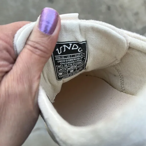 UNDO FOR TOMORROW LACE UP UNISEX SNEAKERS M7 W9