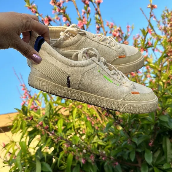 UNDO FOR TOMORROW LACE UP UNISEX SNEAKERS M7 W9