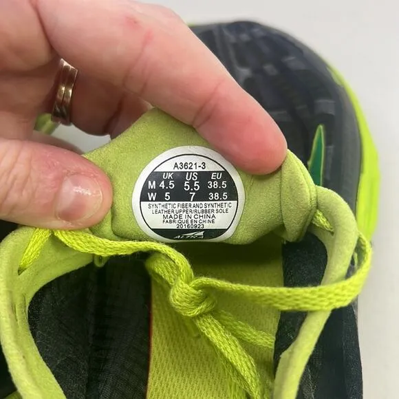 UNISEX ALTRA ZERODROP GOLDEN SPIKE TRACK SHOES W/7 M/5.5 BLACK/GREEN RUNNING