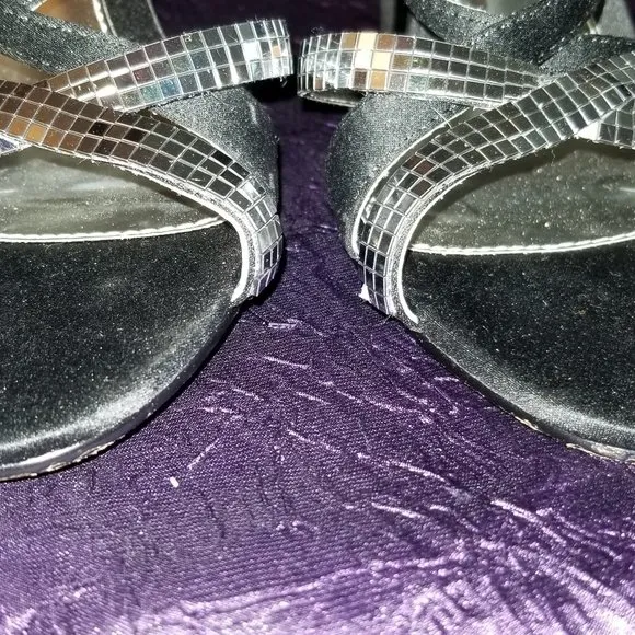 Unlisted Brand Silver &amp; Black Heels Size 6