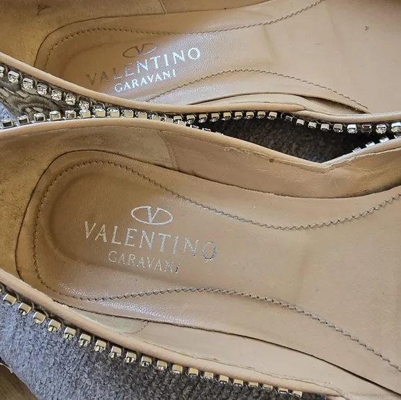 Valentino Garavani Women's Tan Espadrilles