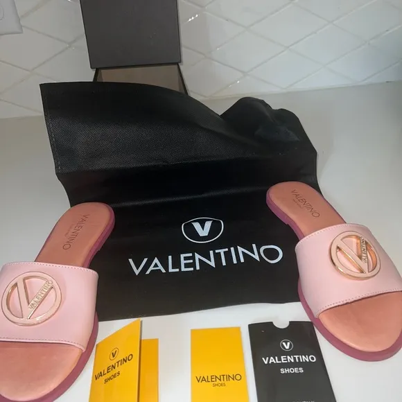 Valentino shoes! Garavani logo slides pink leather sandals, women size 38, Italy