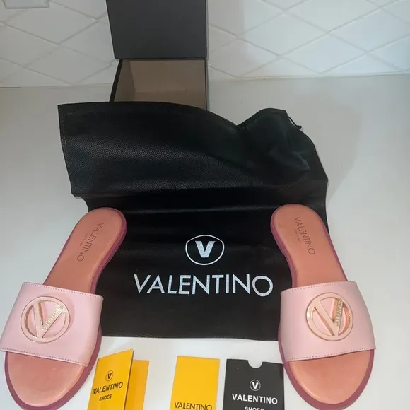 Valentino shoes! Garavani logo slides pink leather sandals, women size 38, Italy