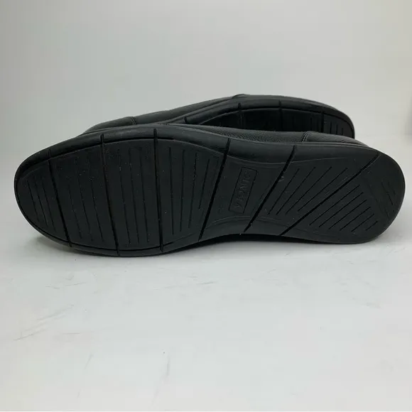 Vionic Black Genuine Leather Cushioned Footbed Comfort Loafer SZ. 10.5 SALE SALE