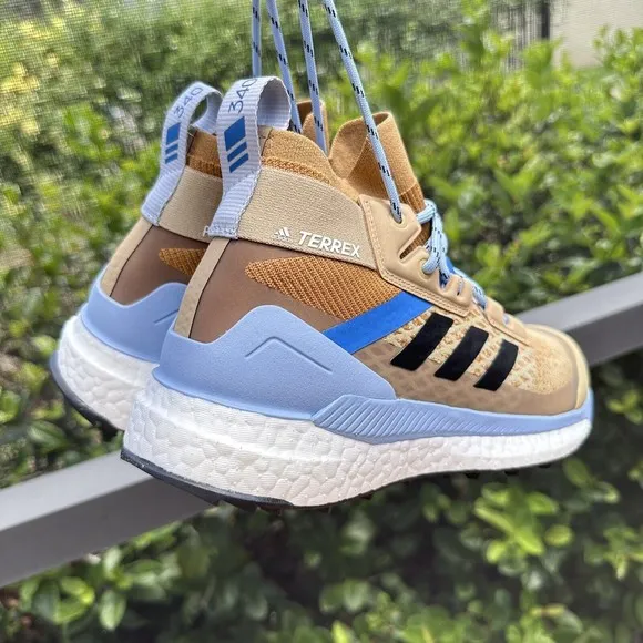 WOMEN'S adidas Terrex Free Hiker Primeblue Beige Tone Ambient Sky FZ2970