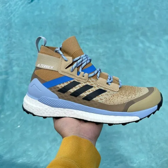 WOMEN'S adidas Terrex Free Hiker Primeblue Beige Tone Ambient Sky FZ2970