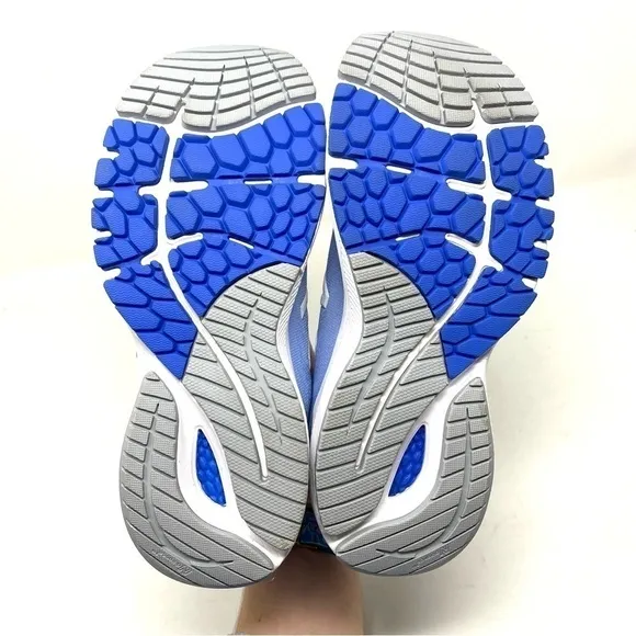 WOMEN'S NEW BALANCE FRESH FOAM 860V11 WIDE