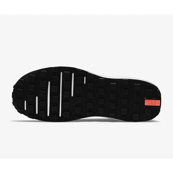 Women’s New Nike Waffle One Black White Size 6 DC2533-001