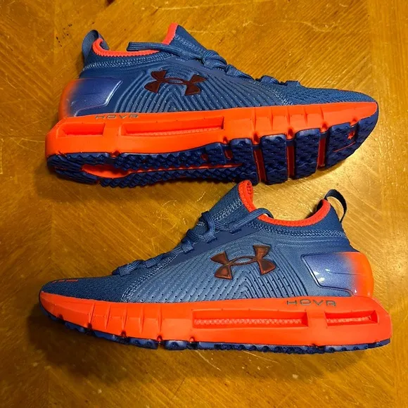 Women’s Under Armour HOVR Phantom SE Running Shoes 3022550-400 Size 7 NEW
