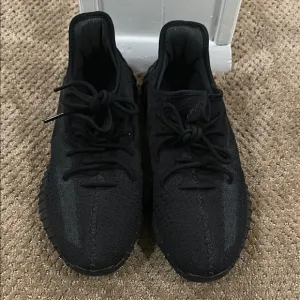 Yeezy Boost 350 V2 Adidas Black Knit Sneakers All Black No Box 100% Authentic