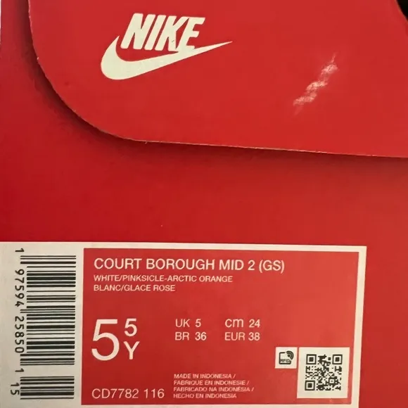 Youth Court Borough Mid2 basketball shoes 5.5Y