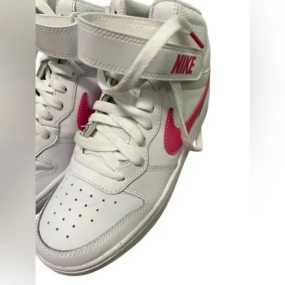 Youth Court Borough Mid2 basketball shoes 5.5Y